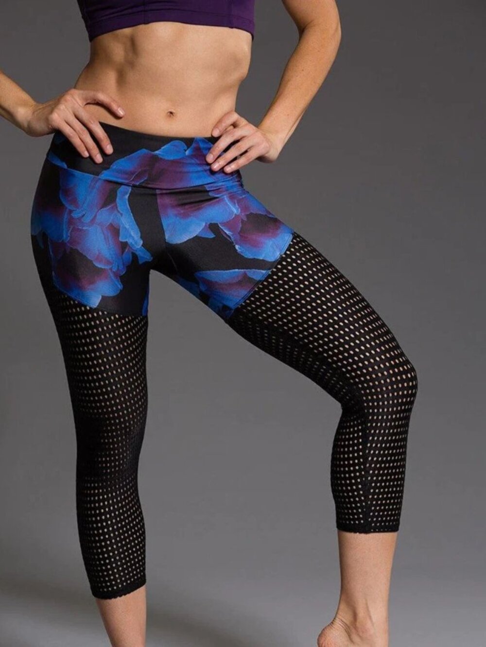 Onzie women S/M yoga half net capri legging high rise athletic gym gothic